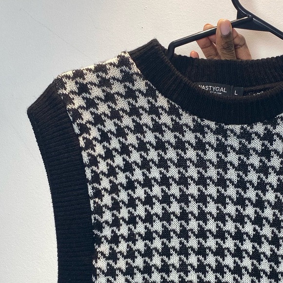 Sweater Vest - Picture 2 of 2